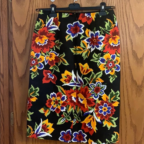 Carolina Herrera Skirt - Picture 3 of 6